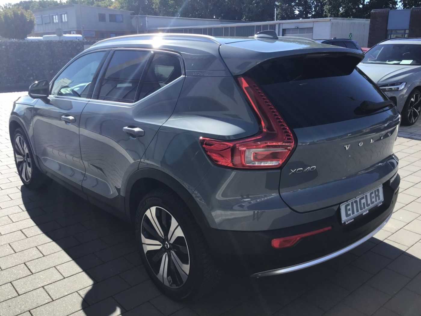 Volvo  T4 Plus Bright Recharge Navi Nebel