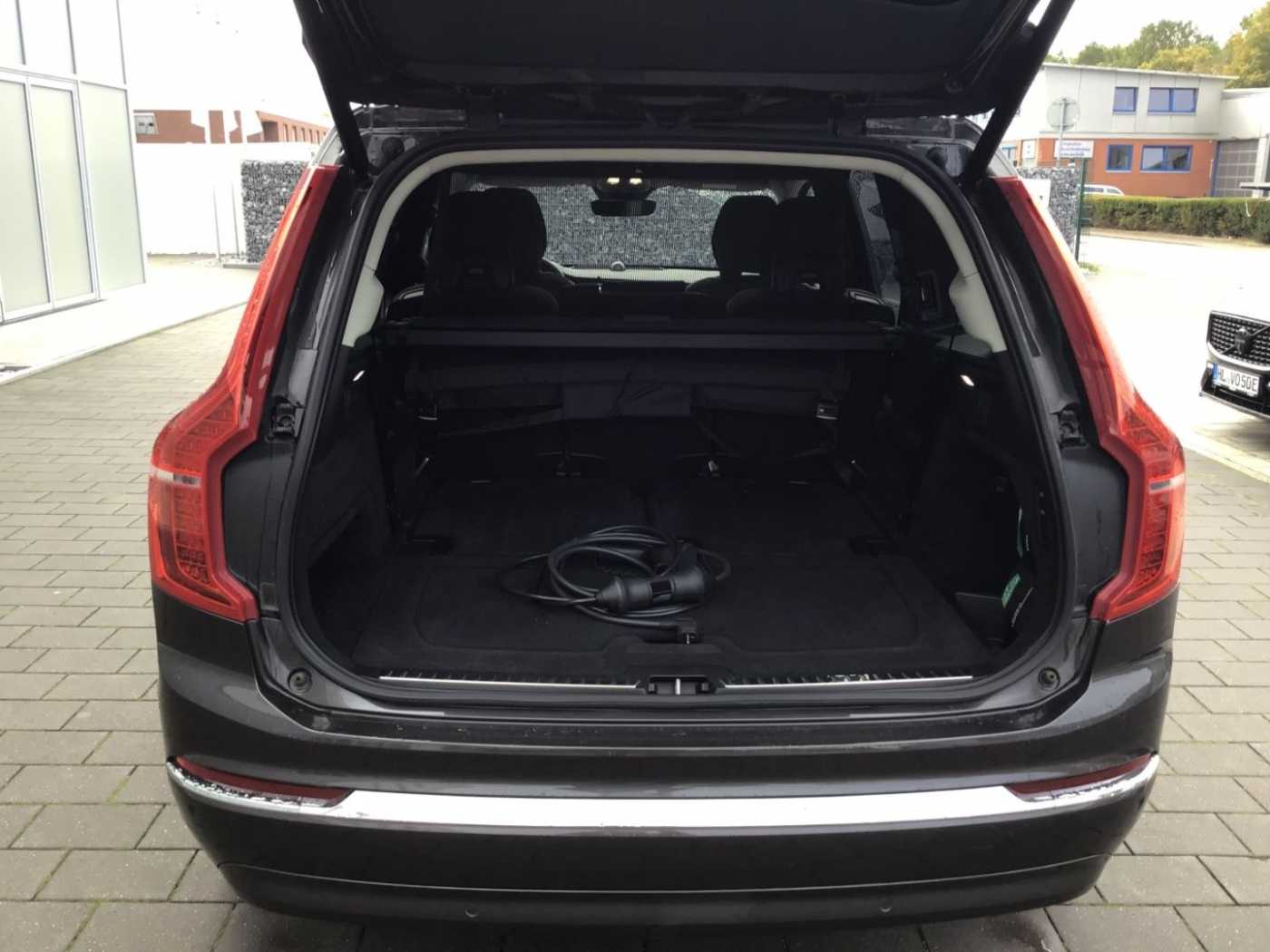 Volvo  T8 Ultimate Bright AWD 7-Sitzer PanoDach