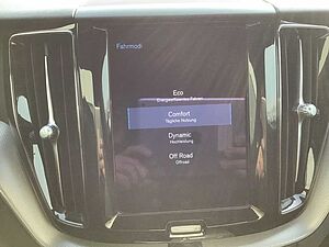 Volvo  B4 (Diesel) R-Design AWD 360° Cam AHK