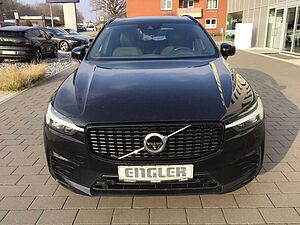 Volvo  B4 (Diesel) R-Design AWD 360° Cam AHK