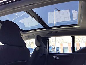 Volvo  T3 Momentum Pro 360° Cam PanoDach AHK
