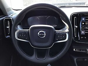 Volvo  T3 Momentum Pro 360° Cam PanoDach AHK
