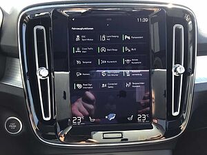 Volvo  T3 Momentum Pro 360° Cam PanoDach AHK