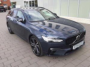 Volvo  B4 (Diesel) Plus Dark PanoDach Cam Leder