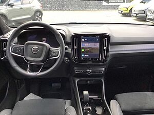 Volvo  B3 (Benzin) Plus Dark Keyless Navi Cam