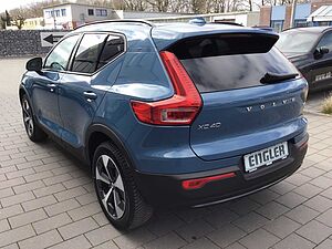 Volvo  B3 (Benzin) Plus Dark Keyless Navi Cam