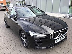 Volvo  T8 R-Design AWD PanoDach Stdhzg. HUD Cam