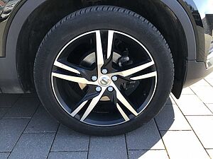 Volvo  T3 Momentum Pro Navi Cam