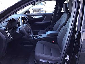 Volvo  T3 Momentum Pro Navi Cam