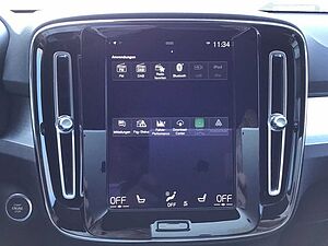 Volvo  T3 Momentum Pro Navi Cam