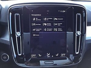 Volvo  T3 Momentum Pro Navi Cam