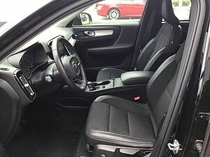 Volvo  D4 Momentum AWD Navi Cam Klima