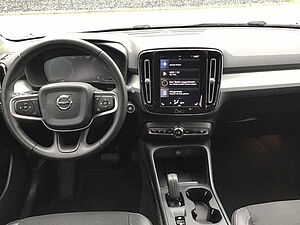 Volvo  D4 Momentum AWD Navi Cam Klima