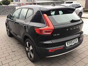 Volvo  D4 Momentum AWD Navi Cam Klima