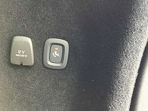 Volvo  T6 Plus Dark AWD PanoDach Cam