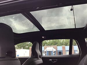 Volvo  T6 Plus Dark AWD PanoDach Cam