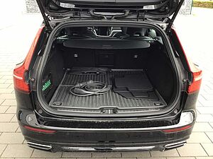 Volvo  T6 Plus Dark AWD PanoDach Cam