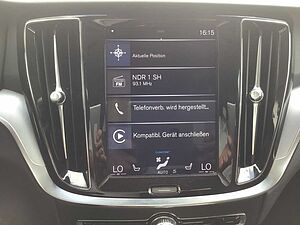 Volvo  T6 Momentum Pro AWD Cam Navi Leder