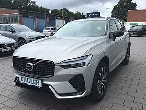 Volvo  B4 (Benzin) Plus Dark PanoDach Leder Cam