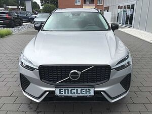 Volvo  B4 (Benzin) Plus Dark PanoDach Leder Cam