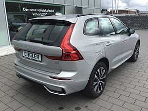 Volvo  B4 (Benzin) Plus Dark PanoDach Leder Cam