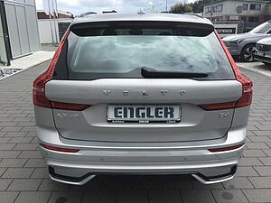 Volvo  B4 (Benzin) Plus Dark PanoDach Leder Cam