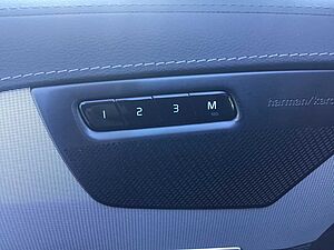 Volvo  T8 Plus Bright Recharge 7-Sitzer PanoDach