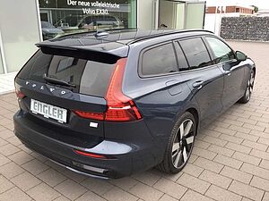 Volvo  T6 Plus Dark AWD Stdhzg. Licht-Paket