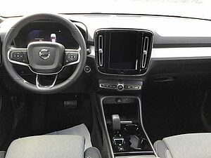Volvo  B4 Plus Dark Harman-Kardon  WSS beheizt