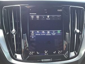 Volvo  B4 (Diesel) Momentum Pro Stdhzg. Leder H&K