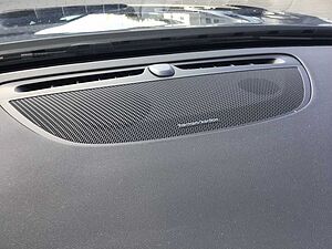 Volvo  B4 (Diesel) Momentum Pro Stdhzg. Leder H&K