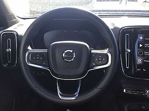Volvo  T4 Plus Bright Recharge Navi Nebel