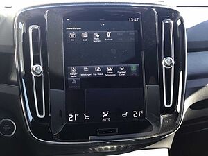Volvo  T4 Plus Bright Recharge Navi Nebel
