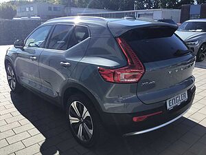 Volvo  T4 Plus Bright Recharge Navi Nebel