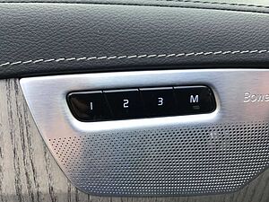 Volvo  T8 Ultimate Bright AWD 7-Sitzer PanoDach
