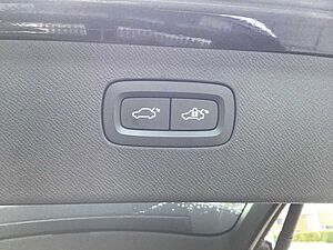 Volvo  T8 Ultimate Bright AWD 7-Sitzer PanoDach