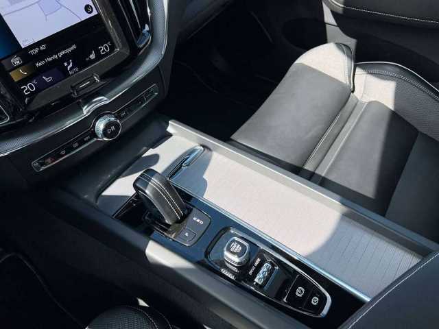Volvo  T6 AWD Recharge R Design Geartronic