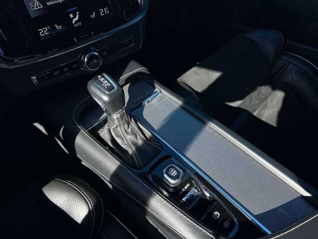 Volvo  D4 R-Design Geartronic