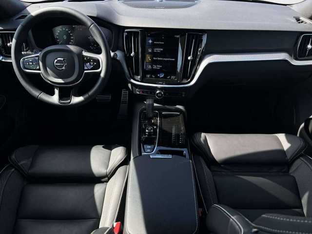 Volvo  T6 Recharge AWD Geartronic R Design
