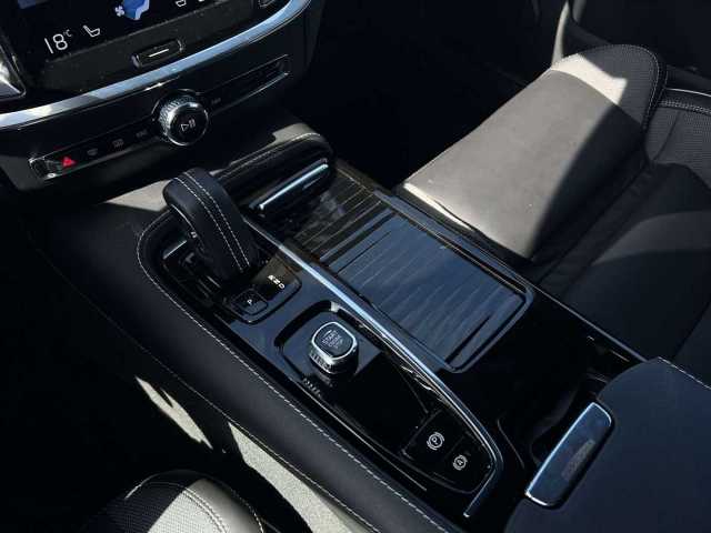 Volvo  T6 Recharge AWD Geartronic R Design