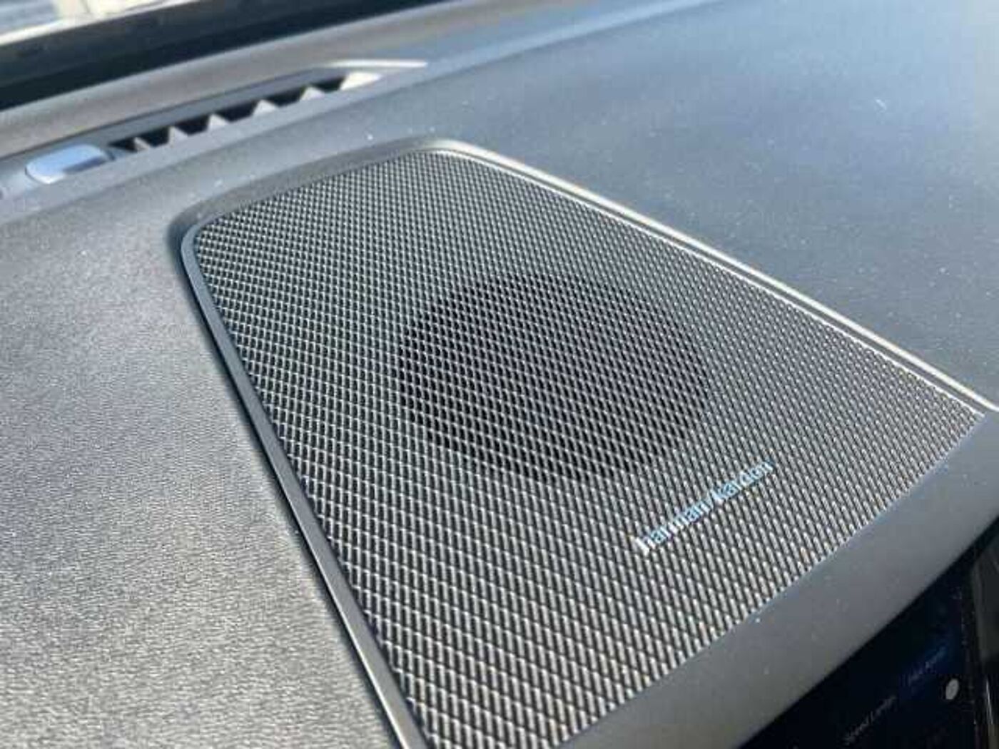 Volvo  T6 AWD Inscription Recharge Plug-In Hybrid
