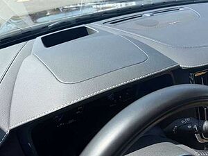 Volvo  B4 Inscription Autom. /Panorama/ACC/4Z-Klima