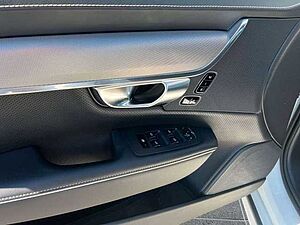 Volvo  D4 R-Design Geartronic