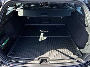 Volvo  T6 Recharge AWD Geartronic R Design