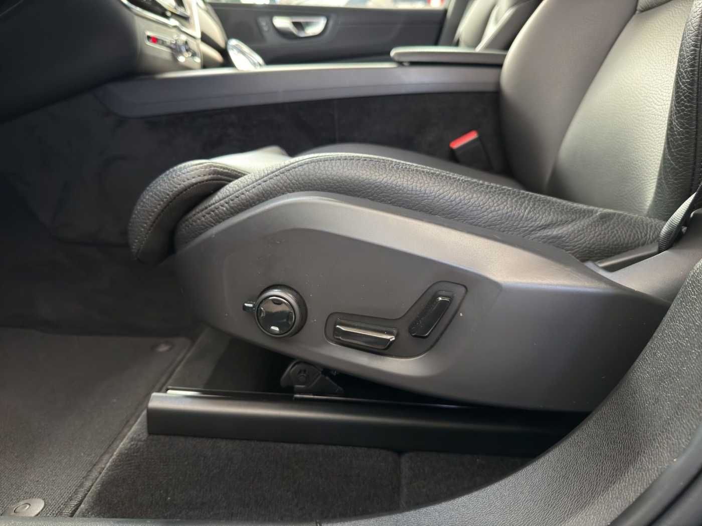 Volvo  T8 Twin Engine (E6d) Inscription Recharge