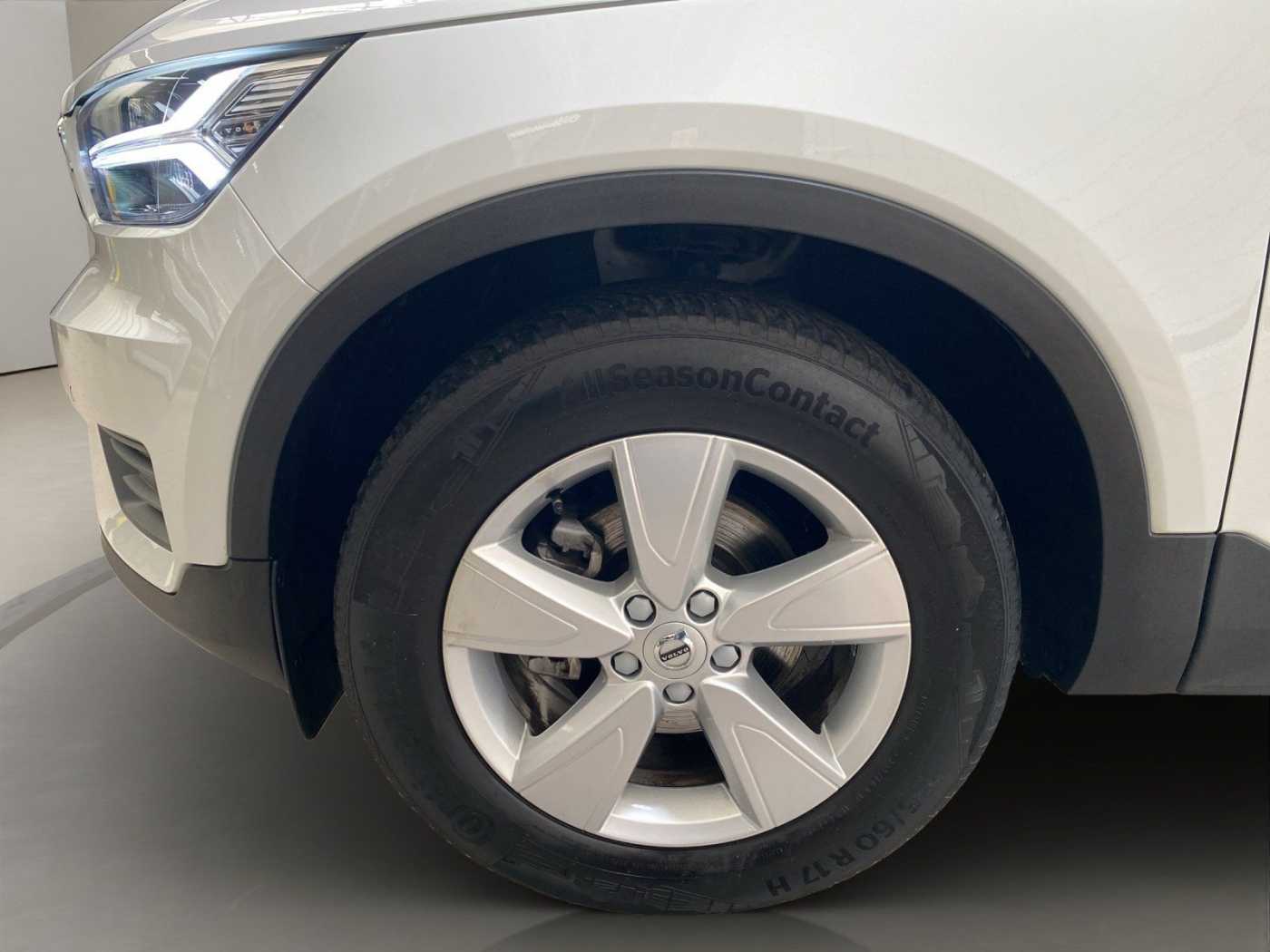 Volvo  T3 Momentum Core AUT Kam. Navi Virtual LED