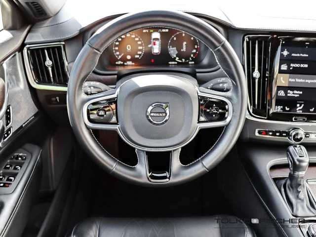 Volvo  Cross Country Pro D5 AWD EU6d-T+Bowers&Wilkins+360Grad*Kamera+Pano+Standhzg. +Vol
