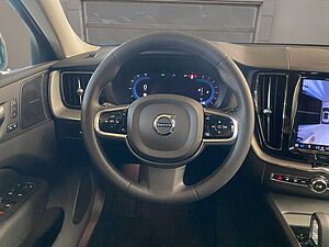 Volvo  B4 Plus Dark Navi Kam. harman ACC 4xSHZ LM