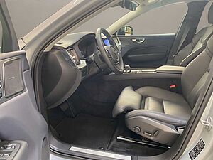 Volvo  B4 Plus Dark Navi Kam. harman ACC 4xSHZ LM