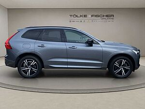 Volvo  B4 (Diesel)- R Design ACC AUT Kam. Navi 360